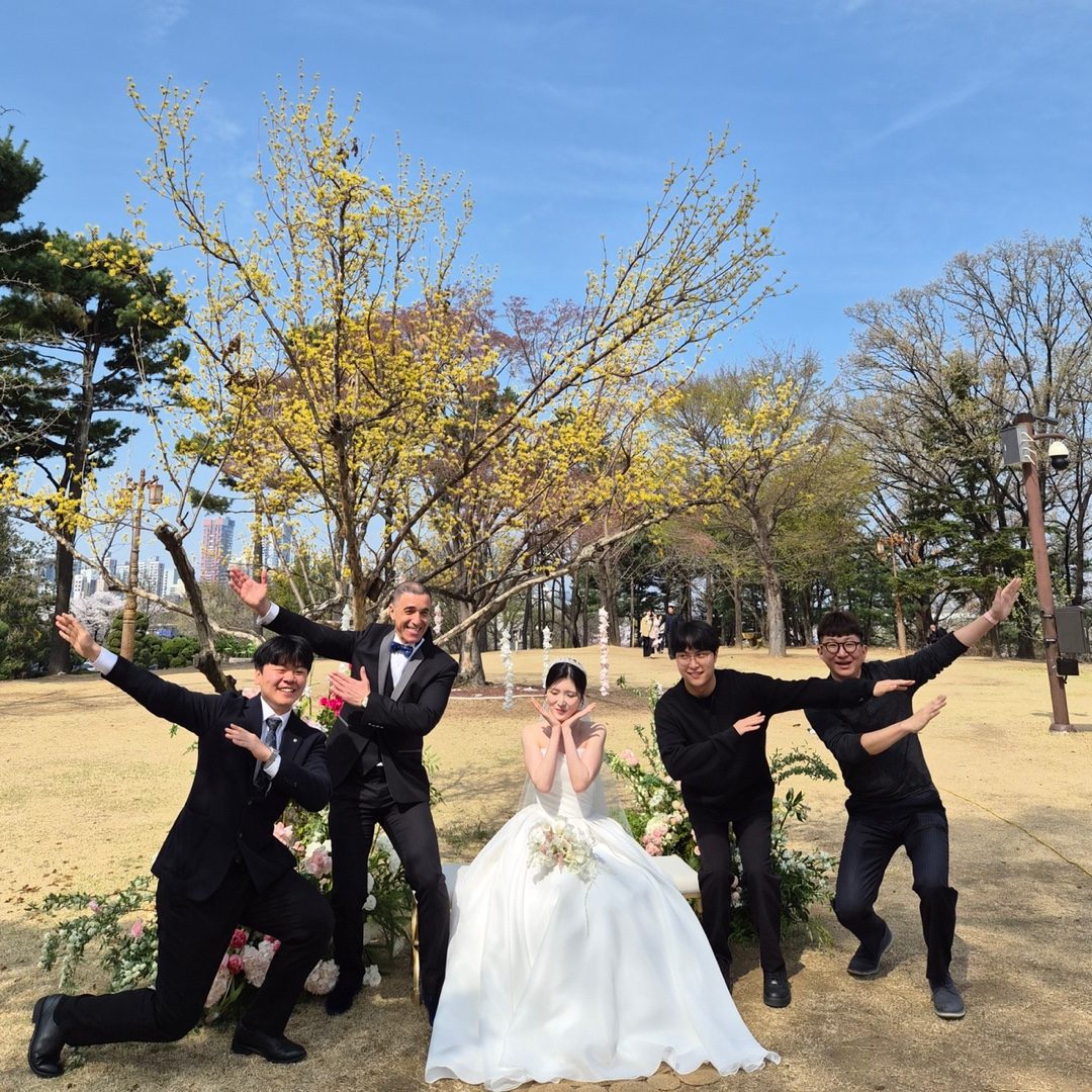 Rokhyun's Wedding Day